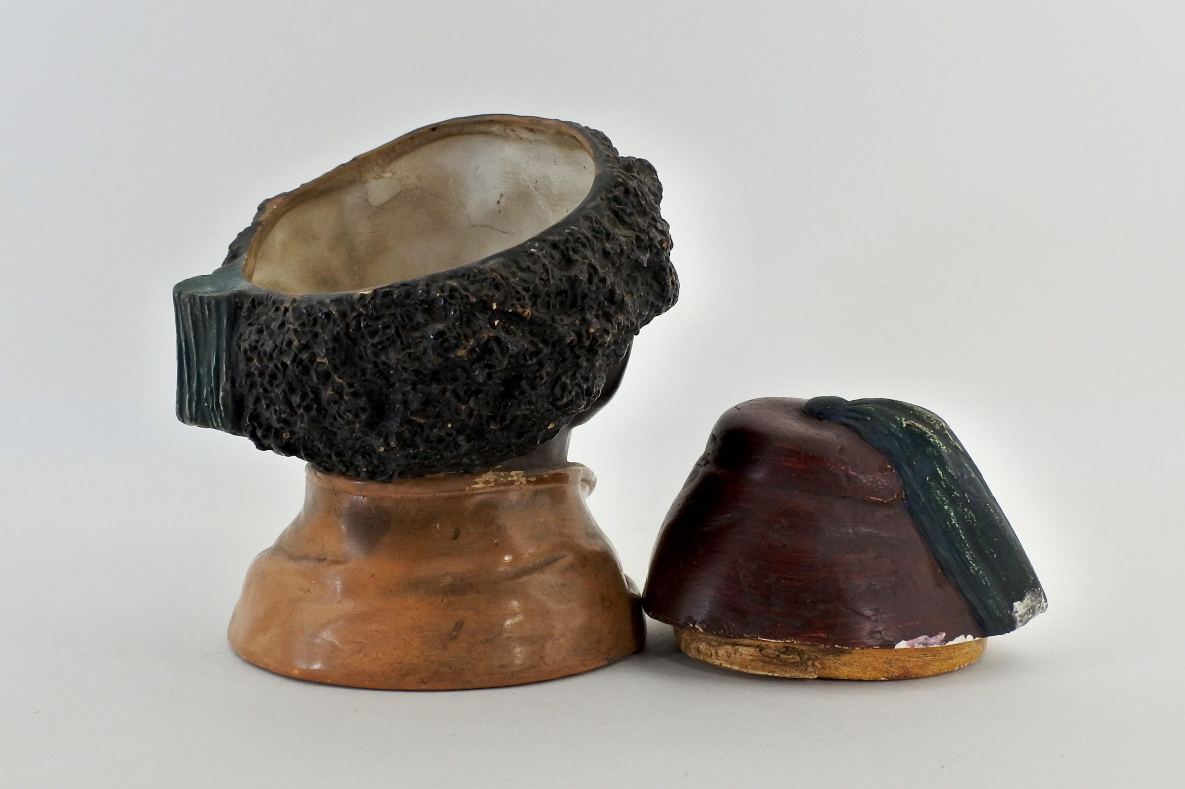 Portatabacco in ceramica rappresentante negretto con fez - 5