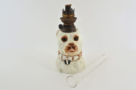 Lume a petrolio in ceramica barbotine a forma di cane bulldog