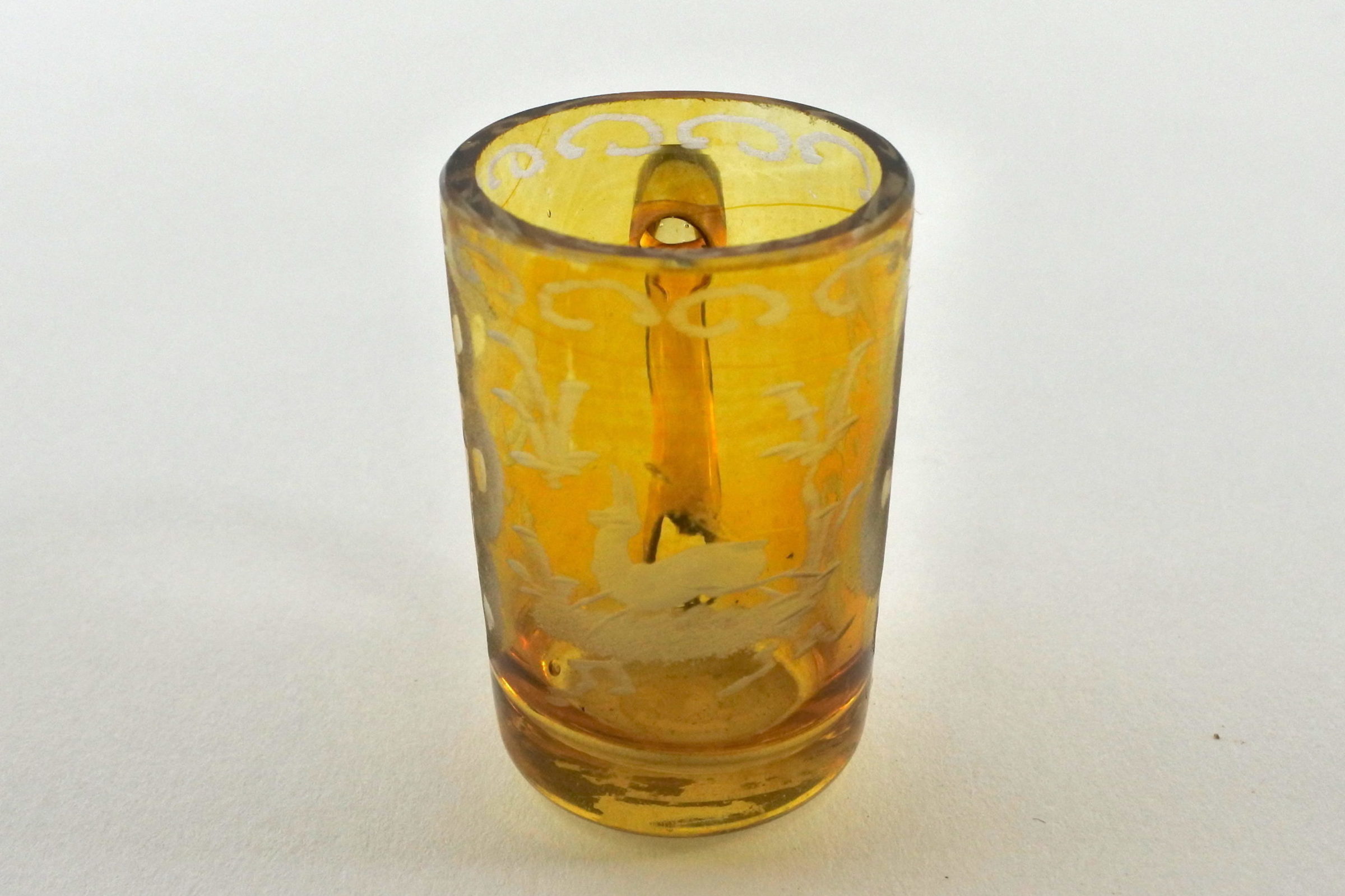 Bicchierino in vetro giallo soffiato e molato - 2