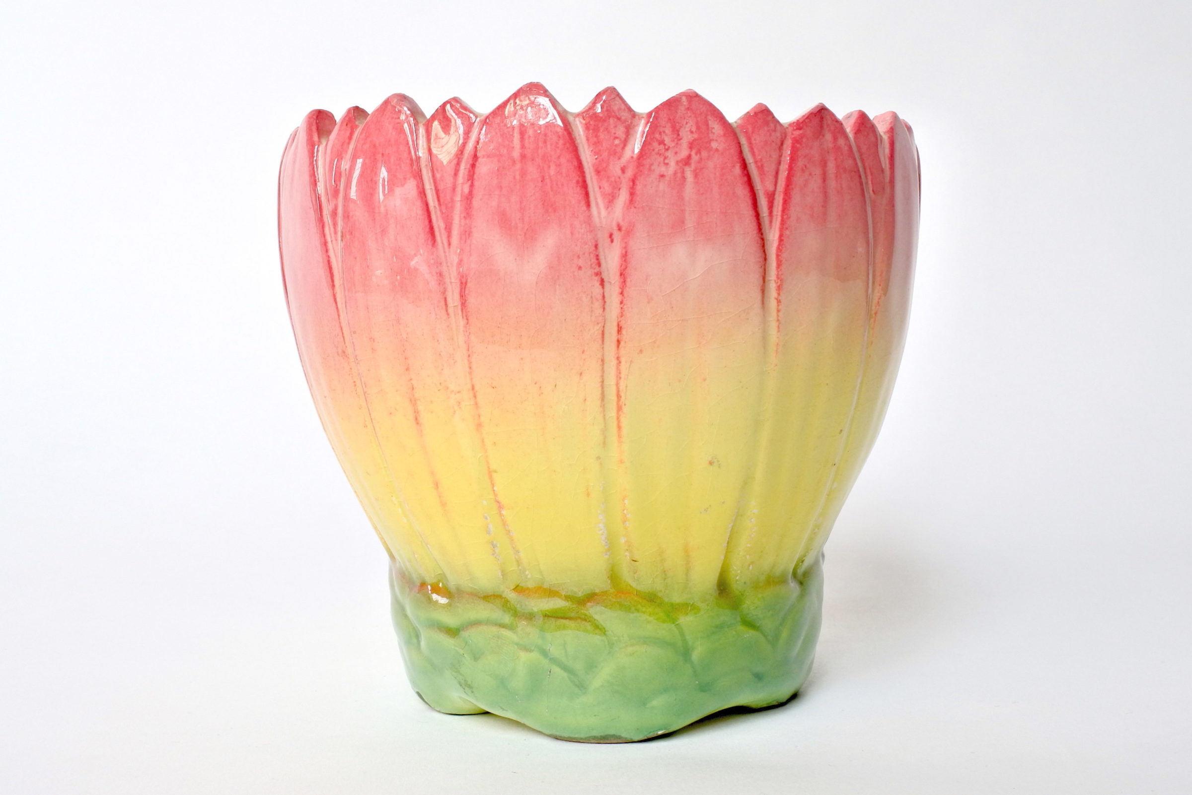 Cache pot Massier in ceramica barbotine a forma di corolla di fiore