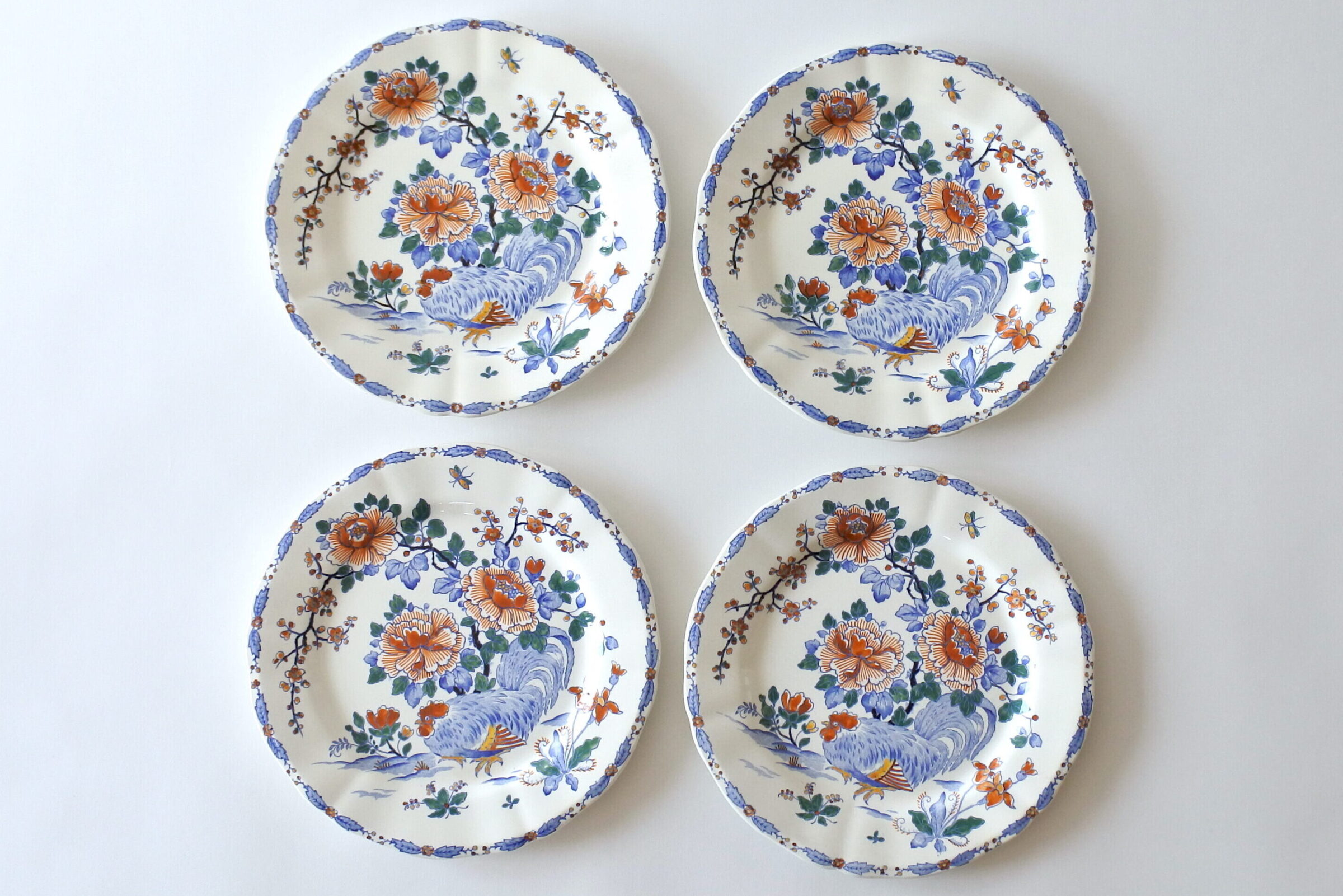 4 piatti piani in ceramica di Gien del 1938 con gallo e fiori