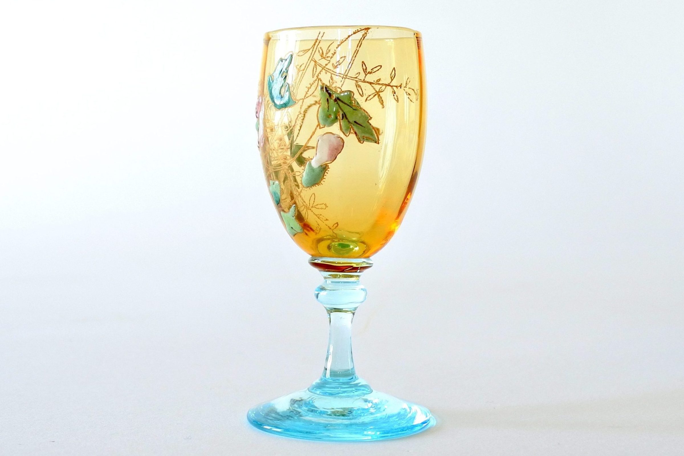 Bicchierino antico Legras a calice in vetro soffiato e smaltato con fiori - 2