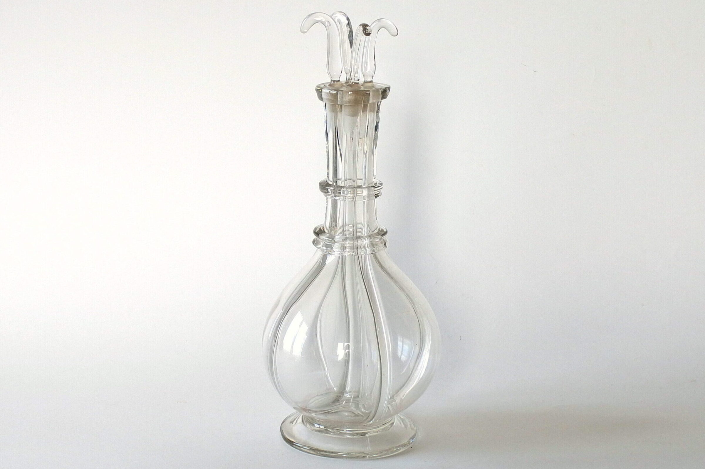 Bottiglia decanter in vetro soffiato a 4 scomparti per effetto cromatico