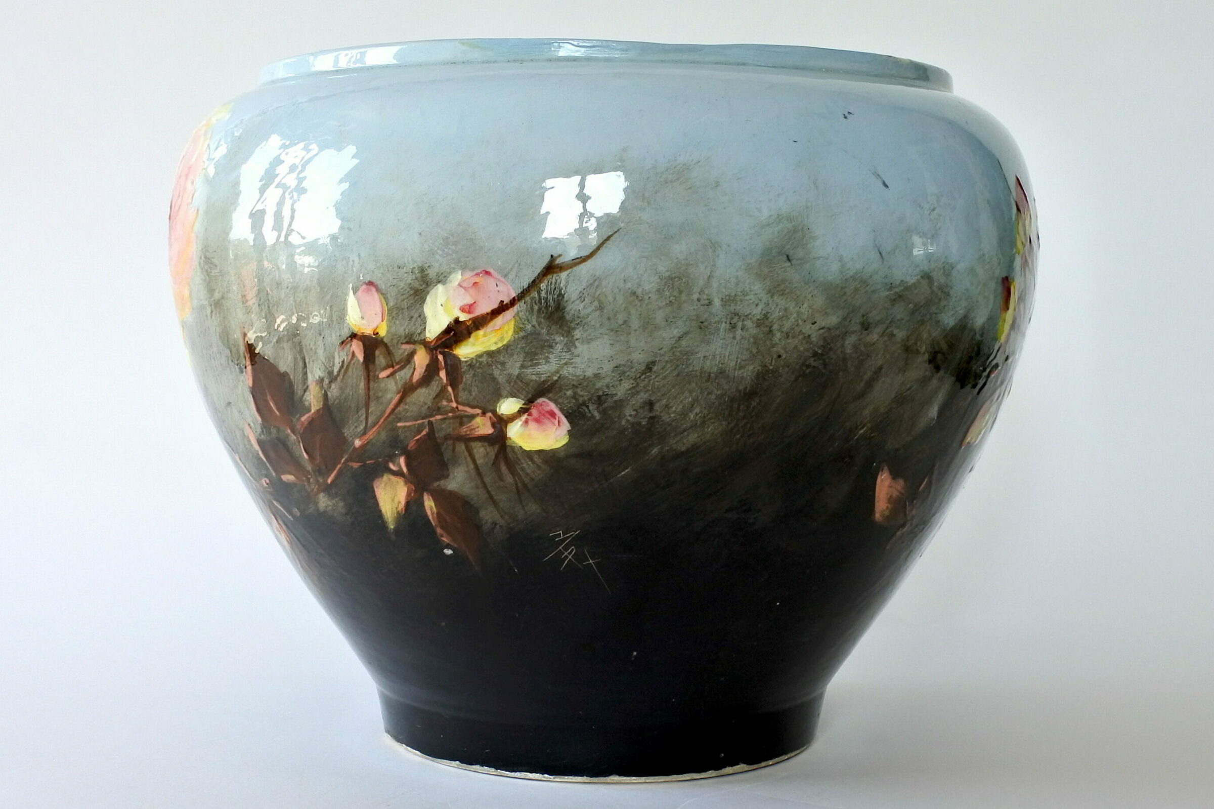Grande cache pot Massier in ceramica barbotine con rose gialle - 3